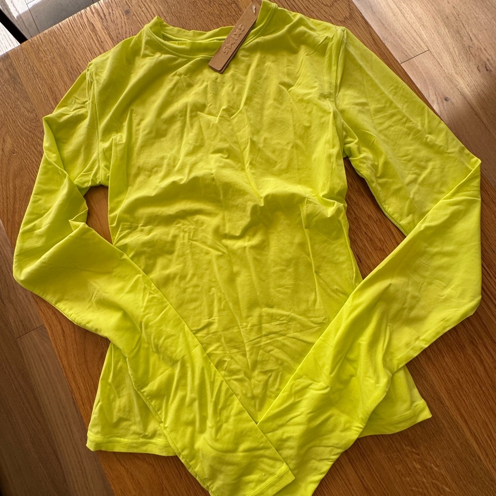 Skims fit everybody long sleeve shirt